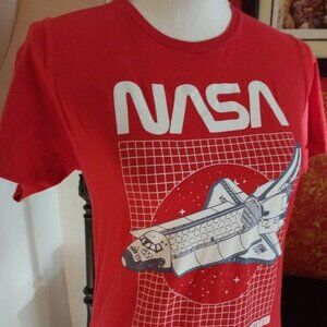 NASA Official Short Sleeve Graphic Red Youth Size Large Space Shuttle USA Shirt